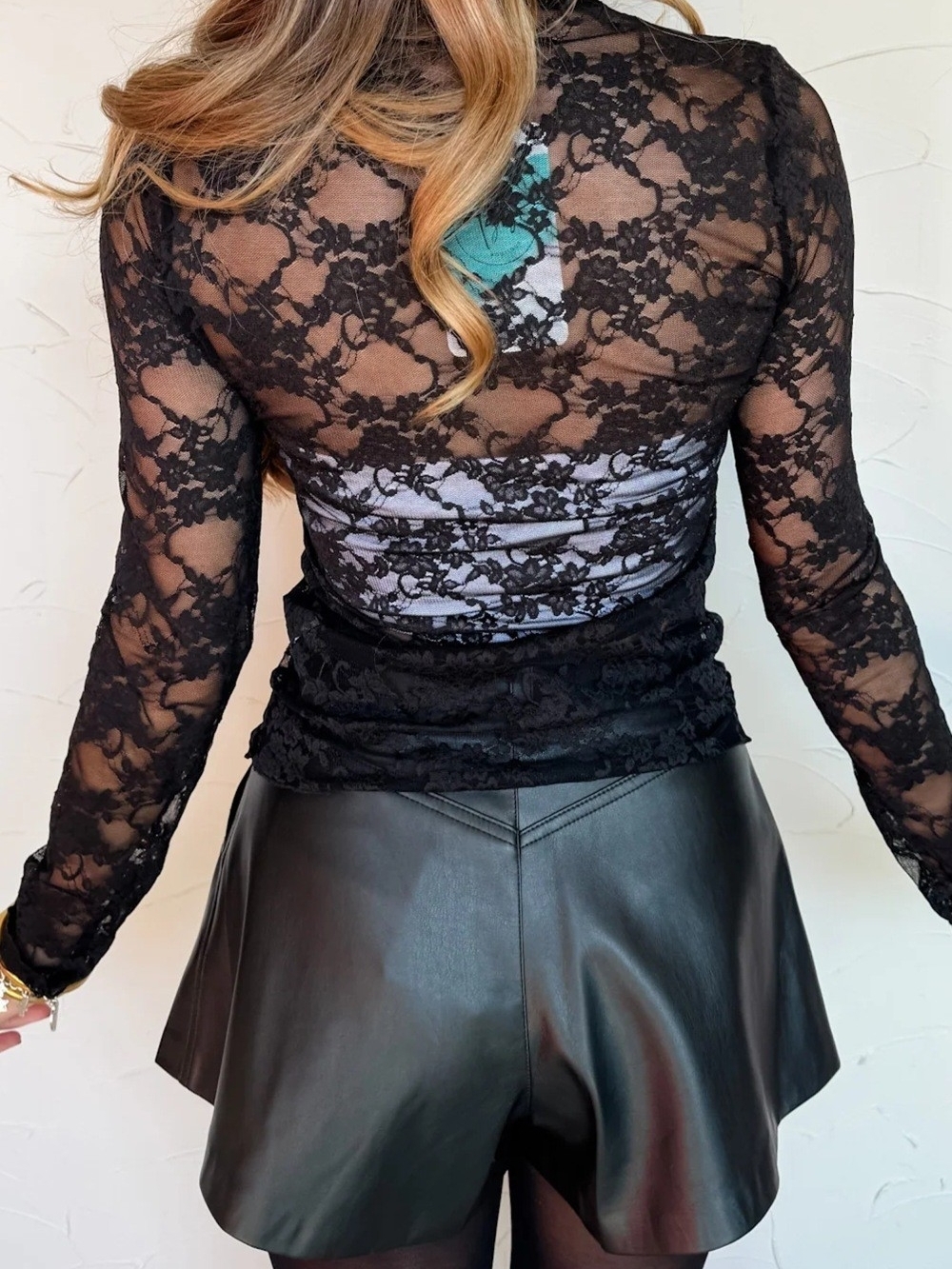 SYNZ Floral Lace Long Sleeve TopShipping Time: Multiple Sizes - Picture 3 of 4